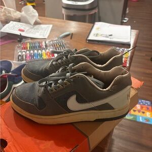 Nike court delta force Sz.9.5 rare no og box